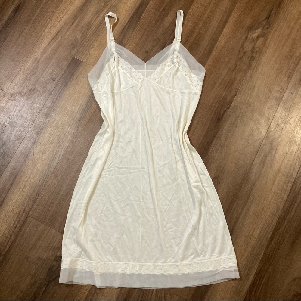 Vintage Delicate Nude illusion Slip Dress with Lace Accents Sz M Nylon